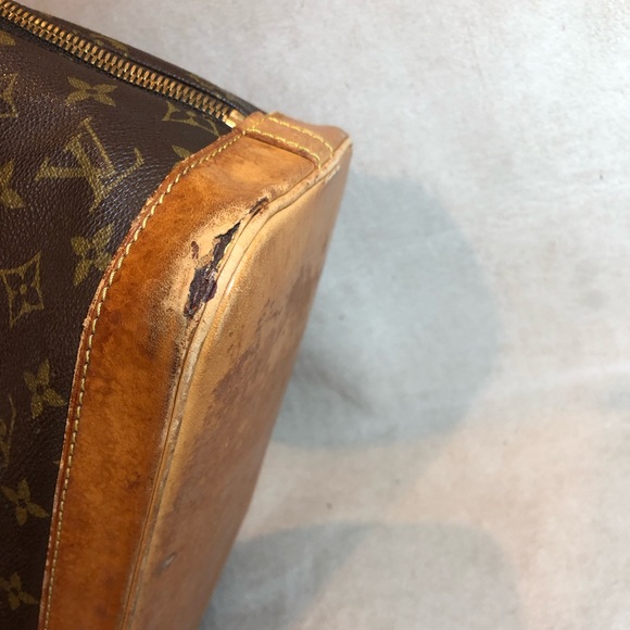 SOLD! Auth Louis Vuitton Alma! - Picture 4 of 8